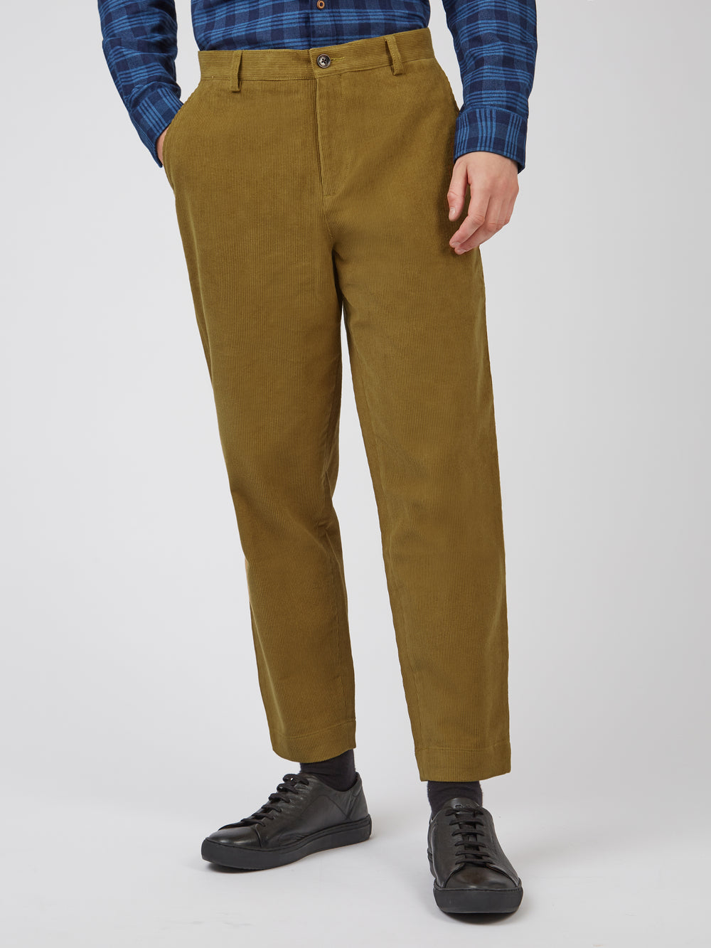 Pantalon Ben Sherman Tapered Corduroy Marrones | 180-LXMBDF